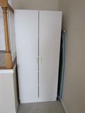 Storage cabinet