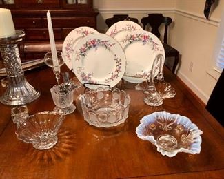 4 Wedgewood dinner plates, Jefferson Glass ruffled bowl, Fostoria coin dot bowl, crystal basket with matching handleless basket, Lenox alternative metal candle stand-one of three