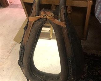 Horse collar mirror 