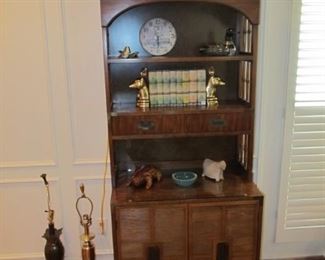 Nice Mid-century 2pc Hutch.
