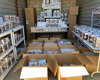 ONLINE AUCTION FOLLOW LINK TO START BIDDING ON ENTIRE LOT https://www.storagetreasures.com/auctions/detail/1054727