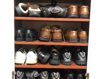 All men’s shoes size 9,9.5
$5.00 each