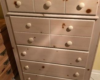 Light wood dresser $45