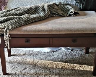 BedEnd Storage Bench