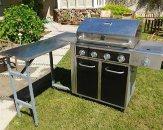 Kenmore Stainless Steel BBQ with 4 Burner and 1 Side Burner