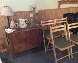 Oak wash stand.  Great side chairs