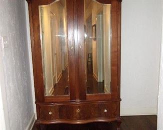 Oak Armoire, circa 1890, fit with easy pull drawers