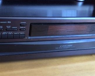 ONKYO  casstte disk changer Rl. $50