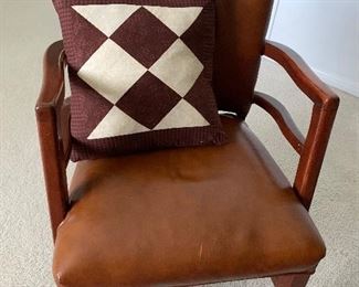 $225~ CUSTOM UPHOLSTERED LEATHER OFFICE CHAIR