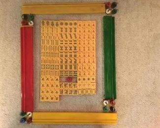 Vintage Bakelite Mah Jongg set