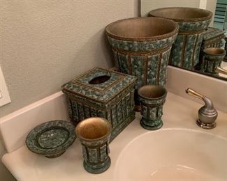 Set of bath accessories $30