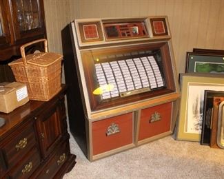 720 Jukebox: Next bid $125. See instructions