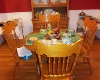 Cute Country Dinette Set and Temp-Tations Kitchenware