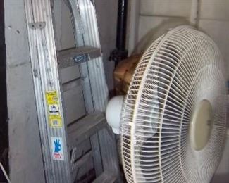 Ladder-Floor Fan