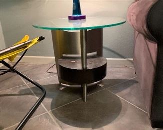 Modern end table glass top metal base