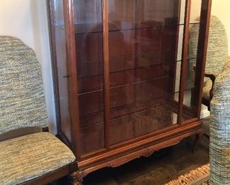 Stunning Lighted Curio (the detail on this piece!)