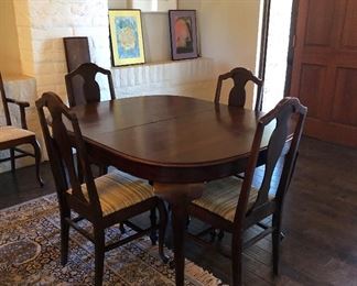 Antique Dining Table w 6 Chairs