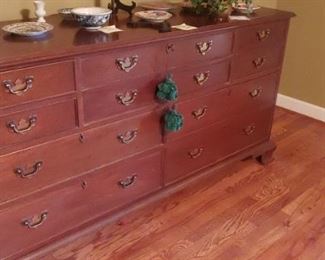 Beautiful craftique mahogany chest
