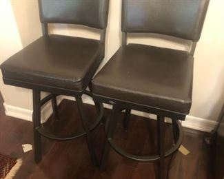2 Bar Stools