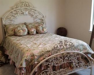 Queen bed - $650