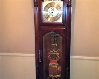 Beautiful Sligh grandfather clock