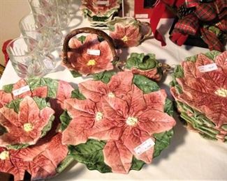 Poinsettia Christmas dishes