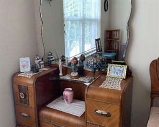 PLL #399  7 PIECE BEDROOM SET 