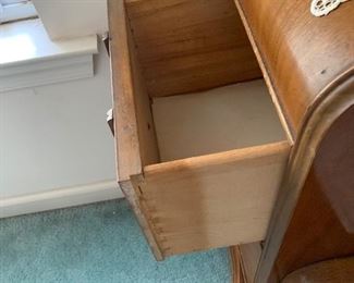 PLL #399  7 PIECE BEDROOM SET 