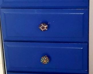Small Dresser $25.00 For Appointment Please Call (760)662-7662 or Email tanya@crowncityestatesalebytanya.com