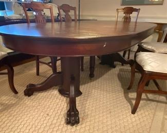 EXTRA LEAF AVAILABLE