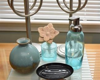 ITEM 11: Bathroom Starter Kit  $24
Glass digital scale, two hand towel holders, soap dish, a decorative vase, flower scent diffuser and, soap bottle with pump