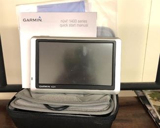 ITEM 90: Garmin Nuvi 1400 GPS  $24
Includes carrying case, windshield mount
