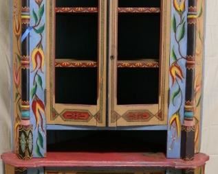 Lot# 2114 - Pennsylvania Dutch hand painted Cabinet