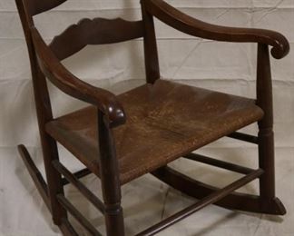 Lot# 2118 - Early petite rush seat rocking chair