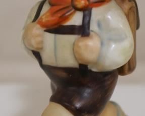 Lot# 2334 - Hummel boy with backpack