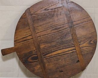Lot# 4885 - Large Wooden cutting board