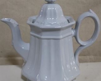 Lot# 4912 - Ironstone teapot