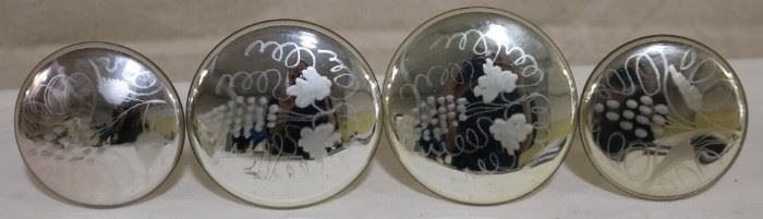 Lot# 4964 - 4pc Mercury Glass Knobs