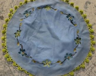 Lot# 5011 - Antique embroidered doily