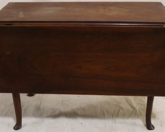 Lot# 5032 - Period drop side table 