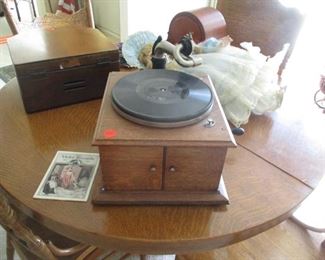 RCA record player