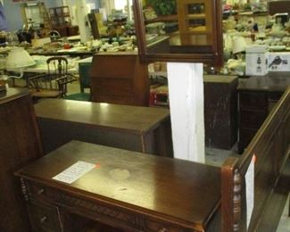 Vanity stool and mirror made by Dutch Woodcraft shop Zeeland Michigan