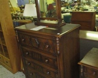 Dresser and mirror made by Dutch wood craft shops