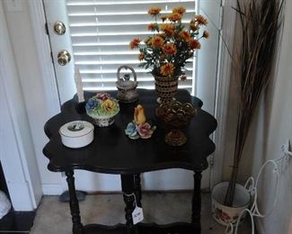 vintage parlor table