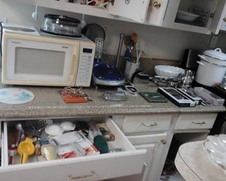 microwave, kitchen utensils 