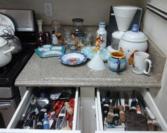 Winnie the Pooh collectibles, kitchen utensils 