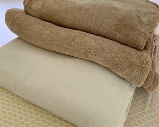 Item 223:  Lot of (3) Polartec fleece blankets: $21