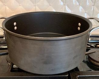 Item 298:  Calphalon Pan, 5 qt - no lid: $30