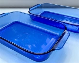 Item 249:  Blue Pyrex baking dishes- 2qt - 11 x 7 x 1.5": $35