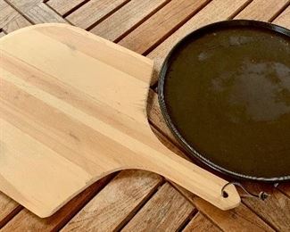 Item 250:  Pizza pan & peel: $20